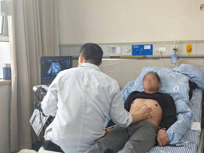 技术新突破！我院成功完成首例床旁超声引导下胃造瘘内窥镜手术
